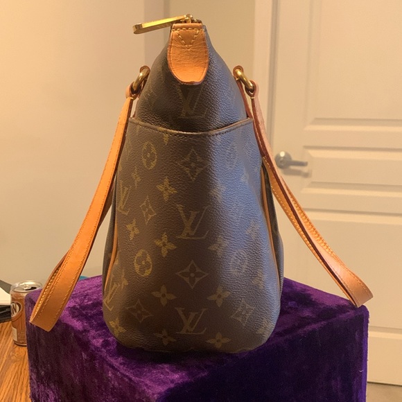 Authentic Louis Vuitton Totally LV PM Monogram Canvas Discontinued - Picture 6 of 13